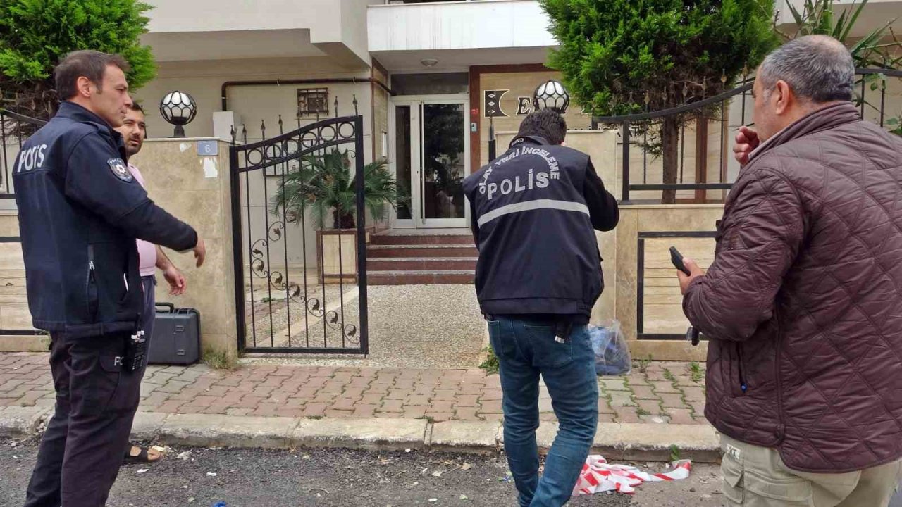 Apartmanın WhatsApp grubu, hırsızın 2 saatlik planını alt üst etti