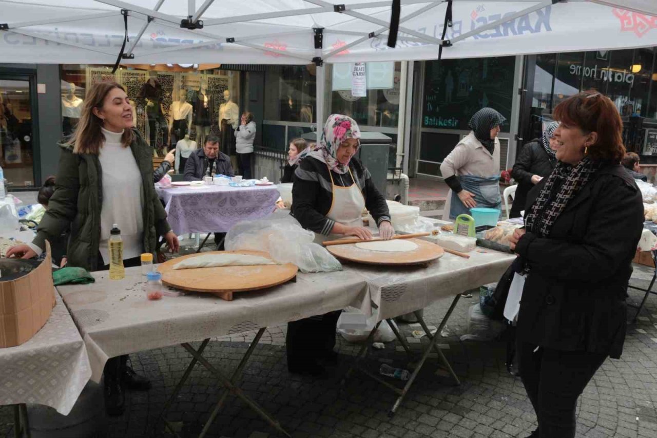 Üretici kadınlar pazarı ilgi gördü