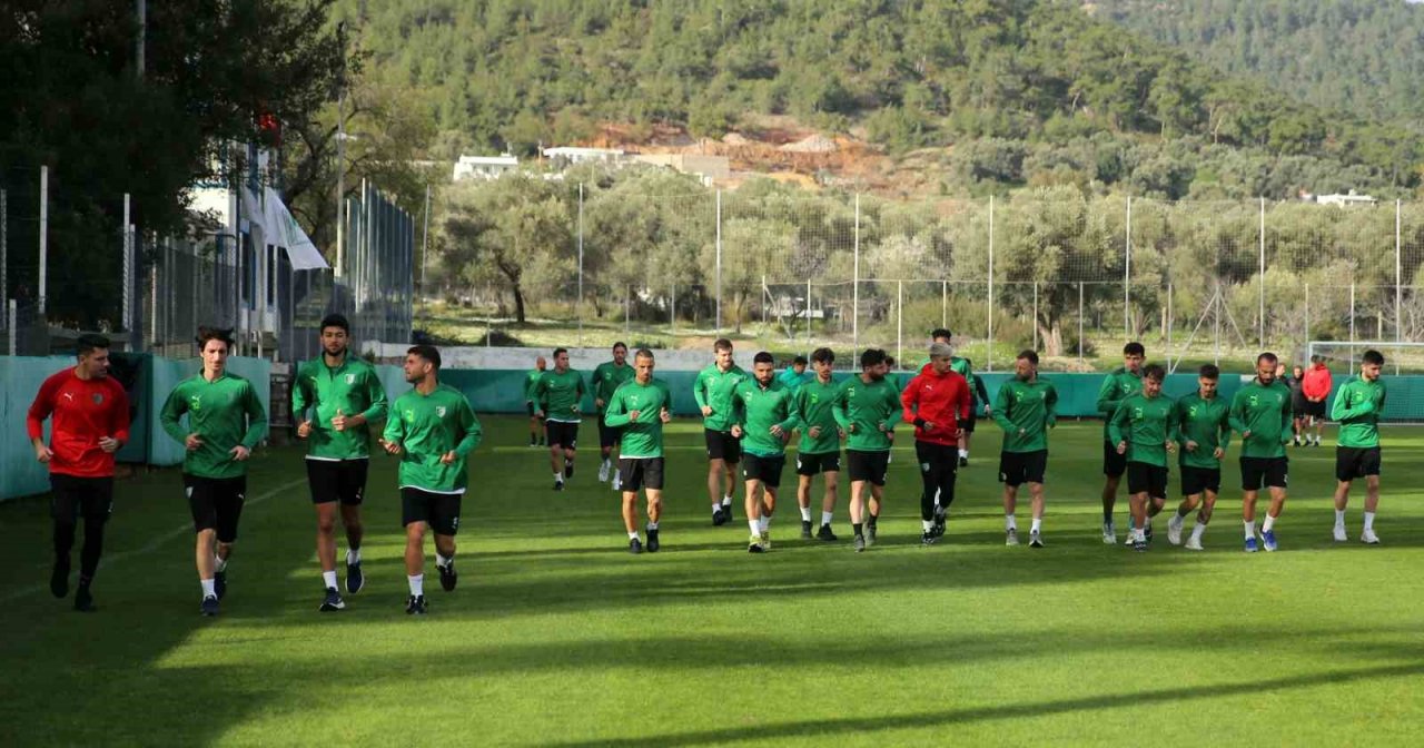 İsmet Taşdemir: "Maç oynamadan 6 puan alacak olan takımlar var"