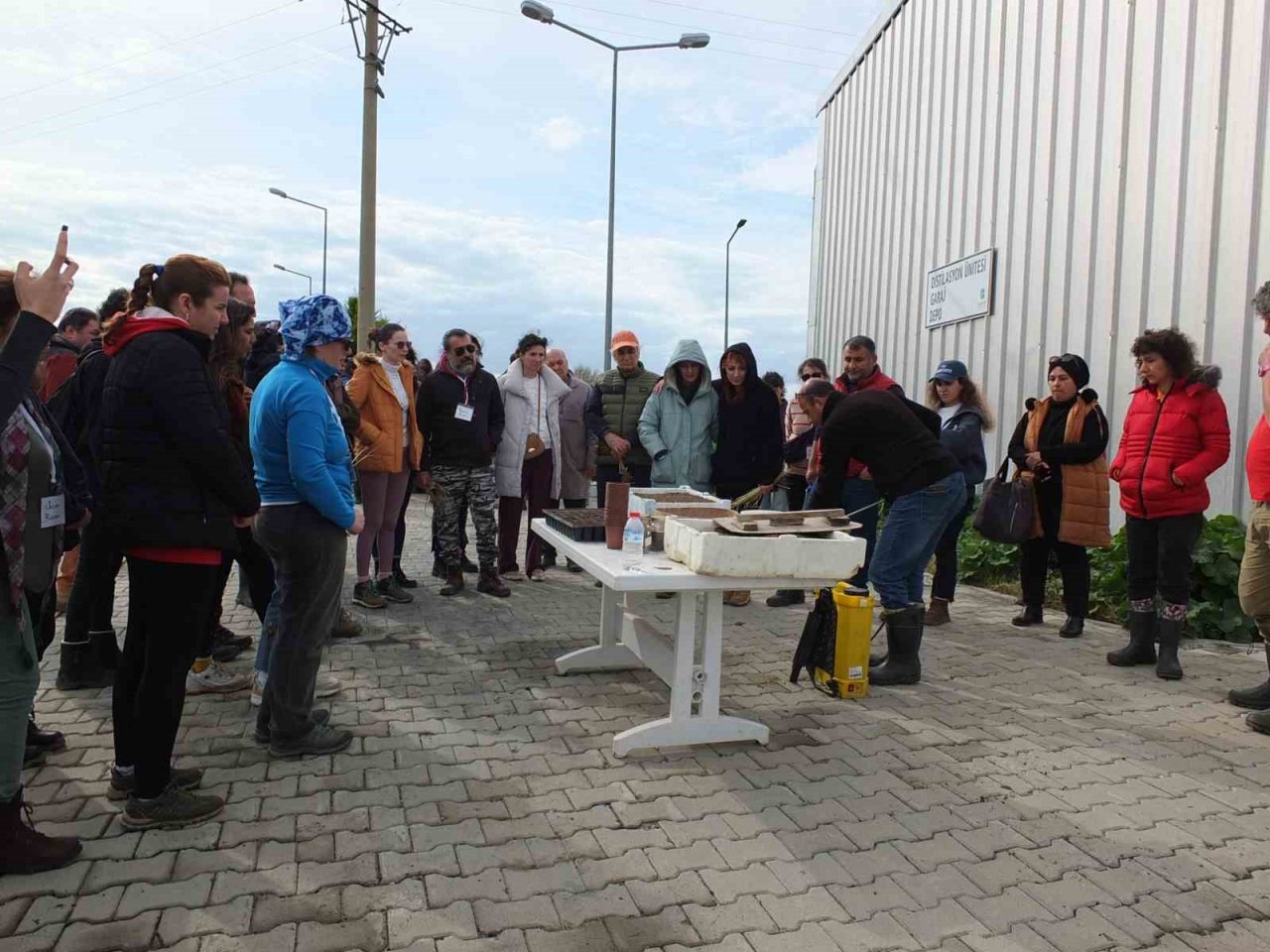 Balıkesir’de Tıbbi ve Aromatik Bitki Kursuna kadın ilgisi