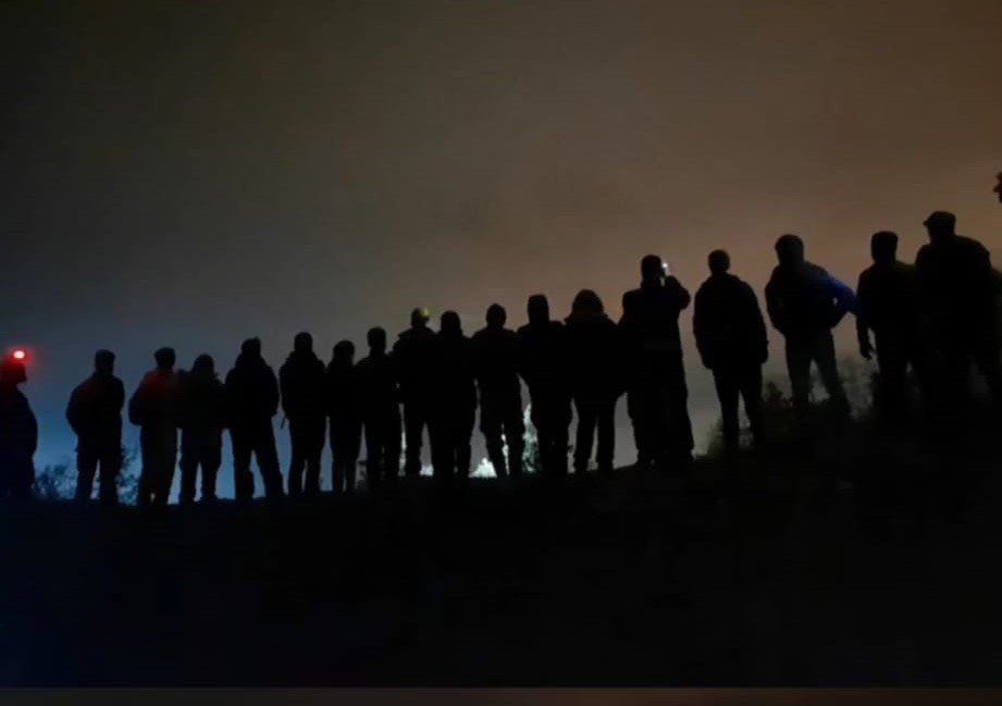 Doğa tutkunlarından 6 kilometrelik gece yürüyüşü