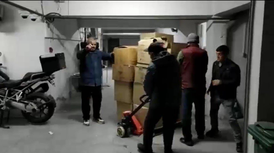 İzmir’de gümrük kaçağı 27 ton ürün ele geçirildi