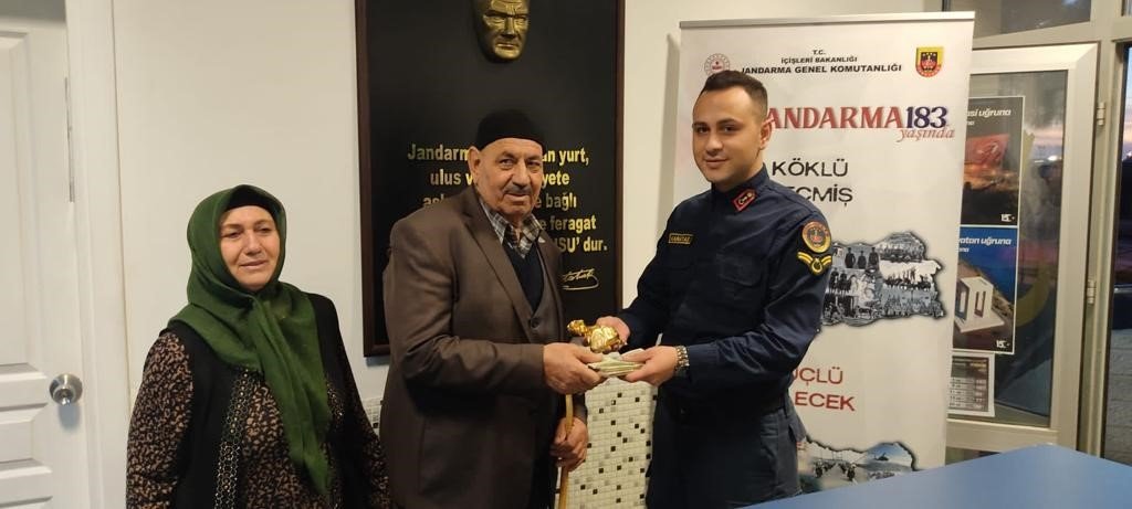 FETÖ yalanıyla vatandaşı tuzağa düşüren dolandırıcılar tutuklandı