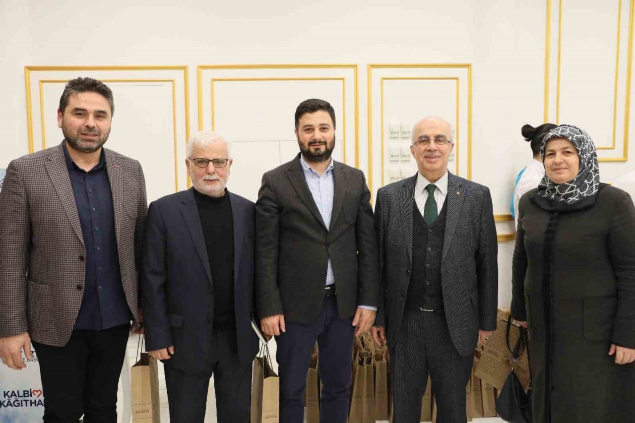 Kağıthane’de istişare toplantıları eski ve yeni dönem meclis üyeleri ile devam ediyor