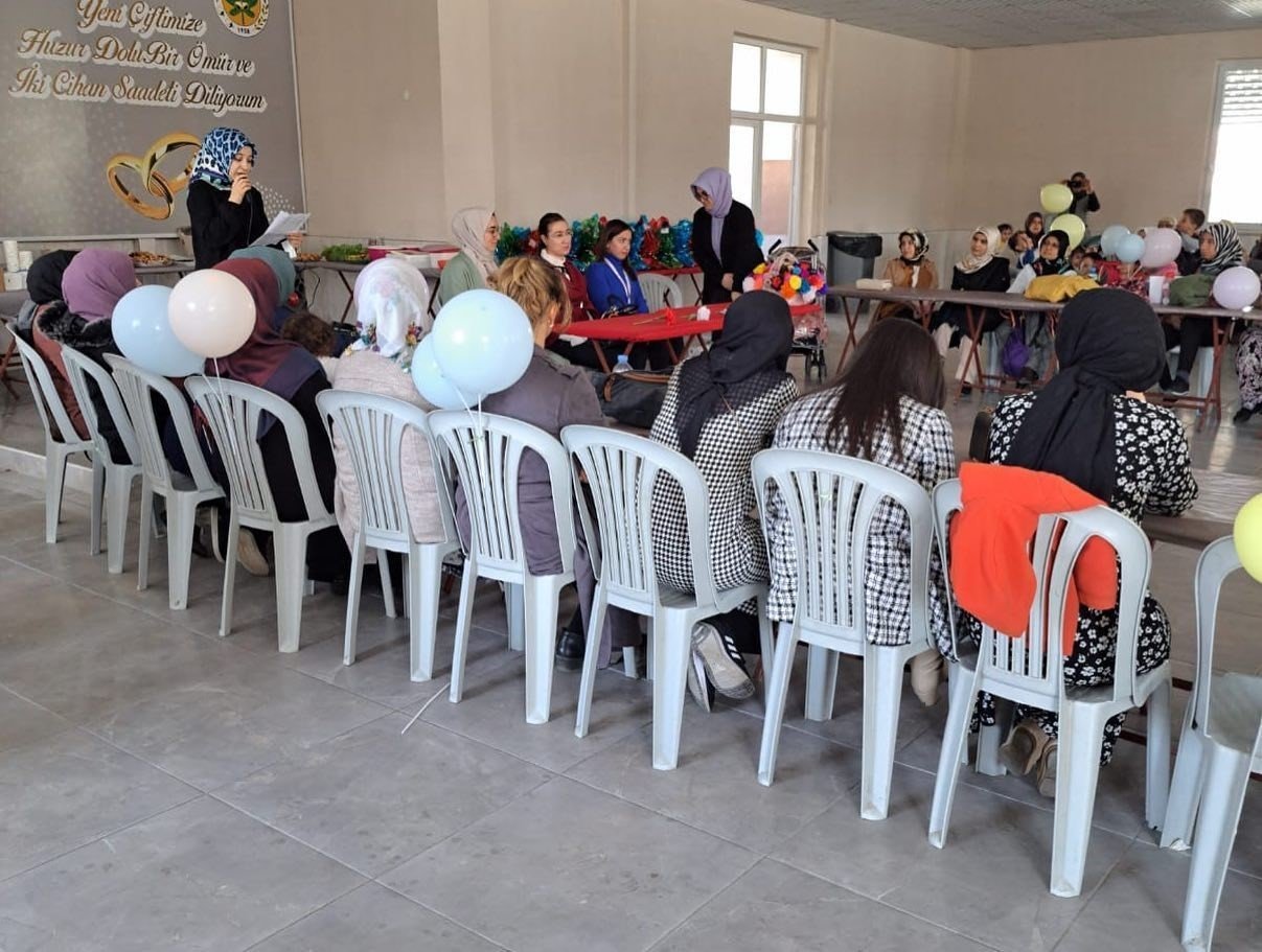 Aydın’da depremzede kadınlara moral etkinliği düzenlendi