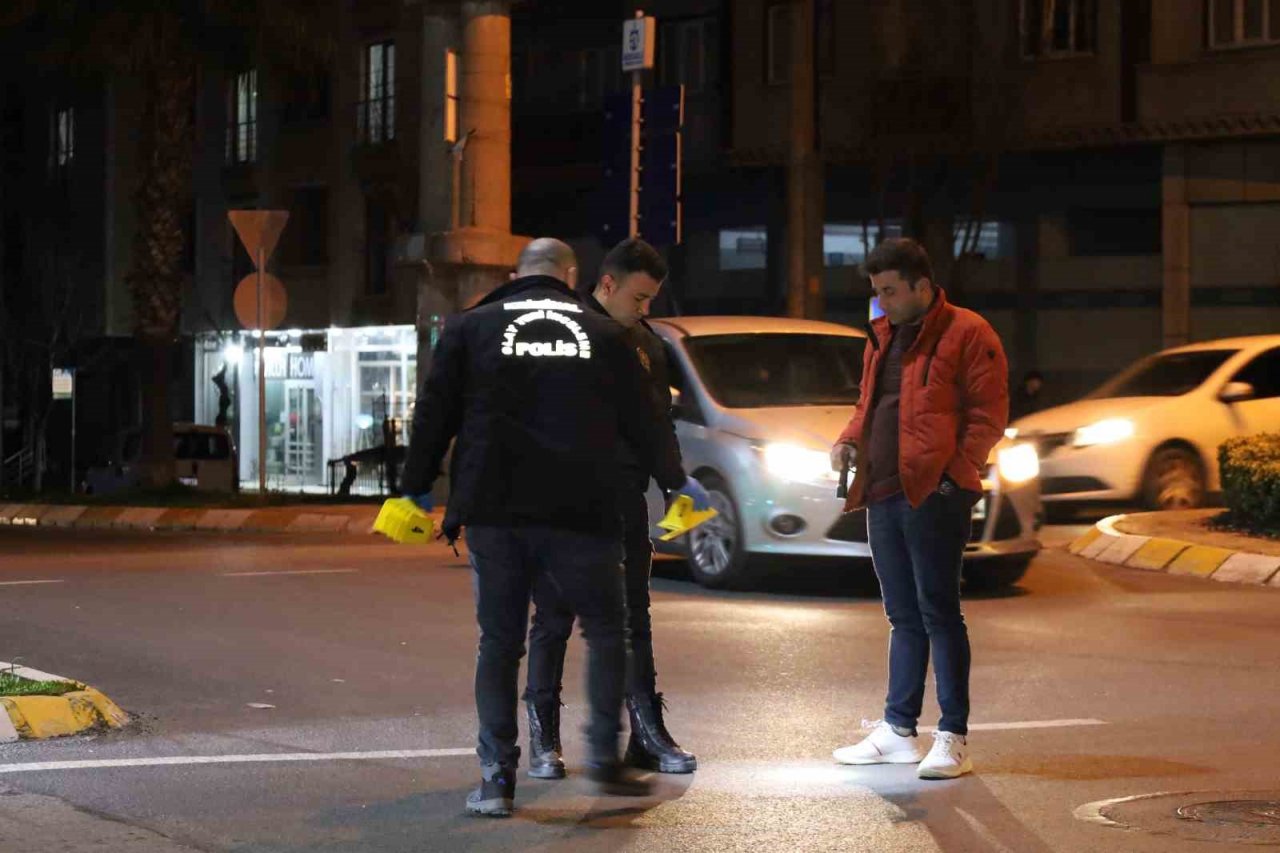 Darıca’da silahlı bıçaklı kavga: 3 yaralı