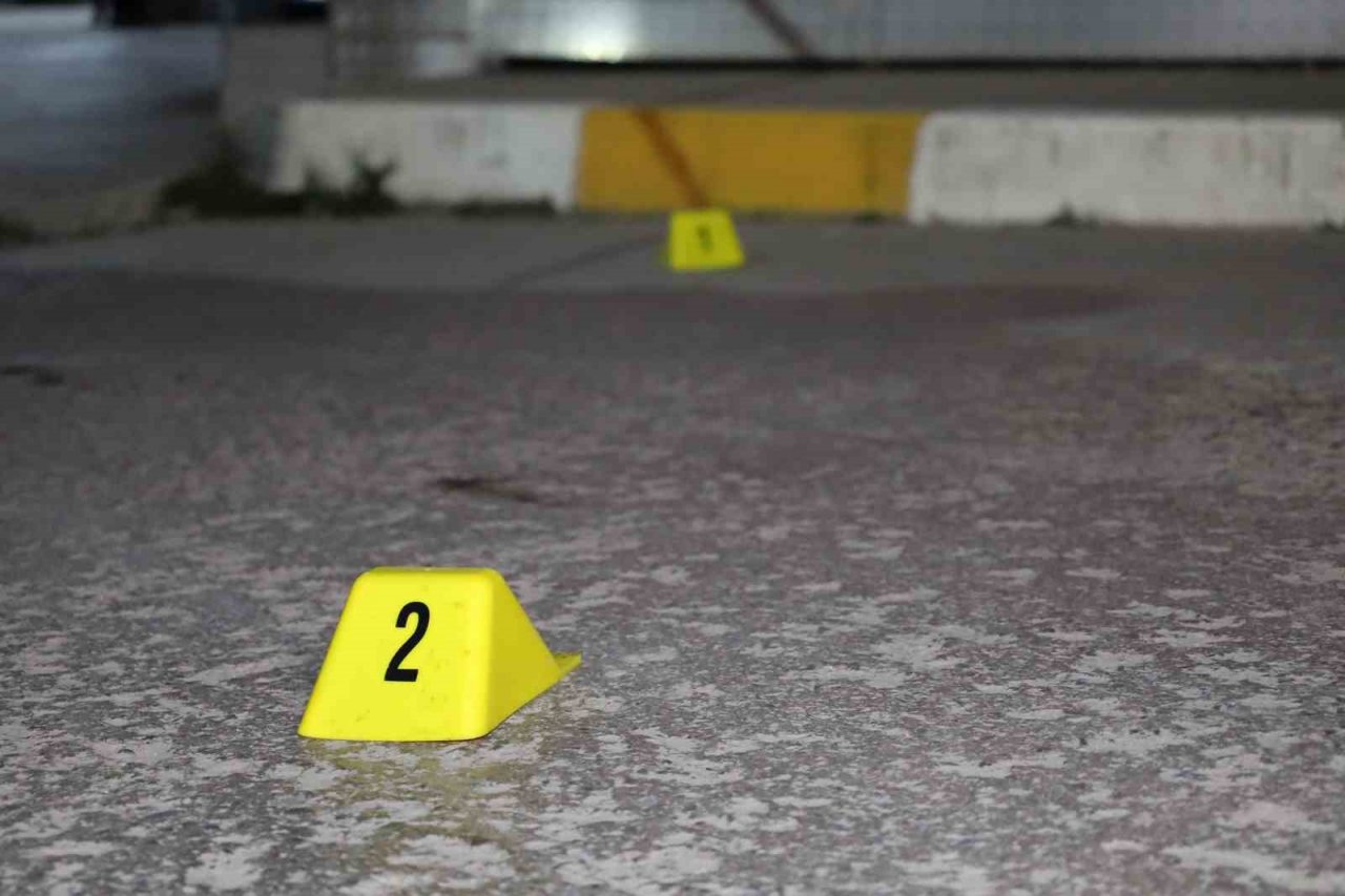 Darıca’da silahlı bıçaklı kavga: 3 yaralı