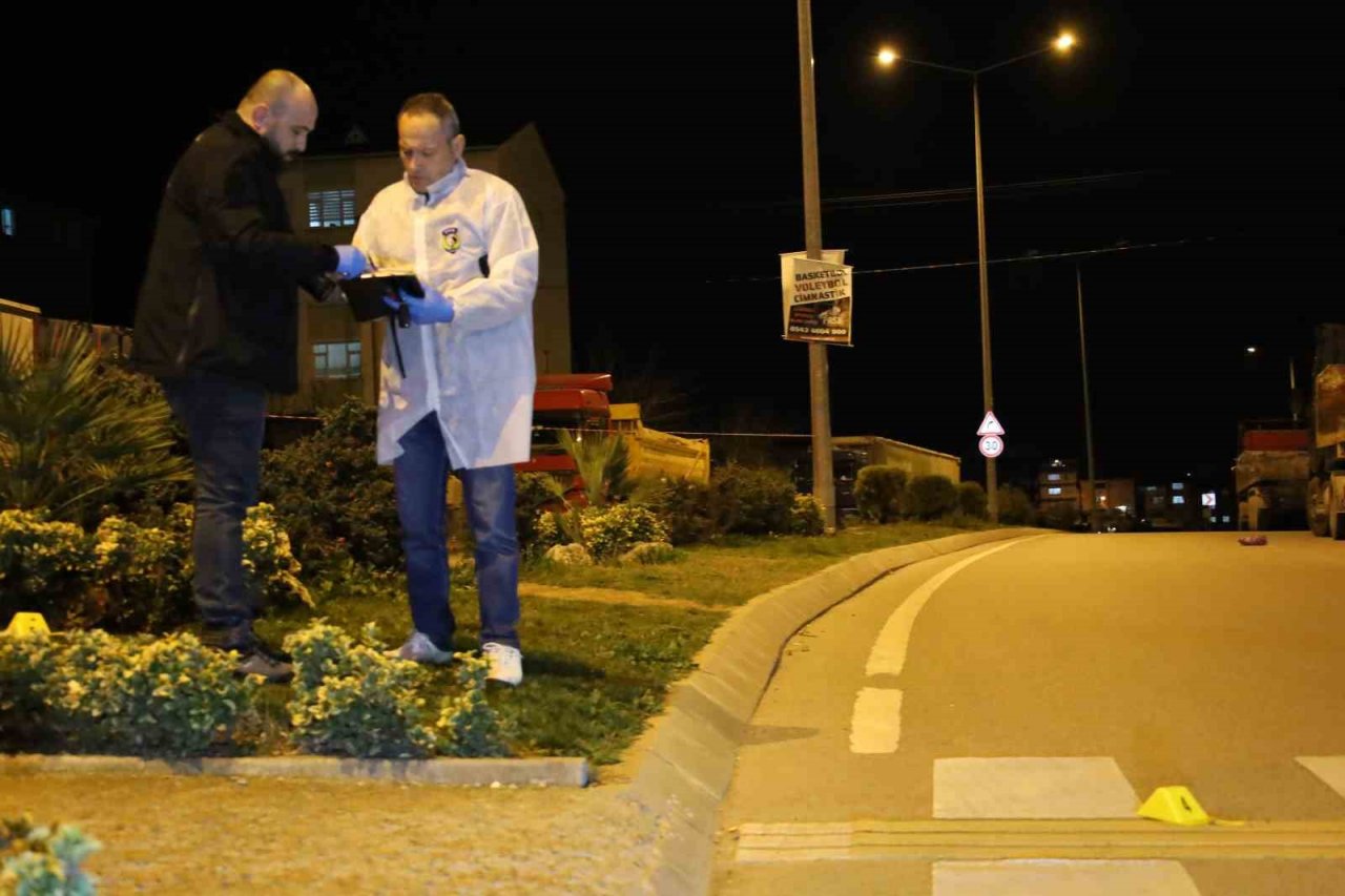 Darıca’da silahlı bıçaklı kavga: 3 yaralı