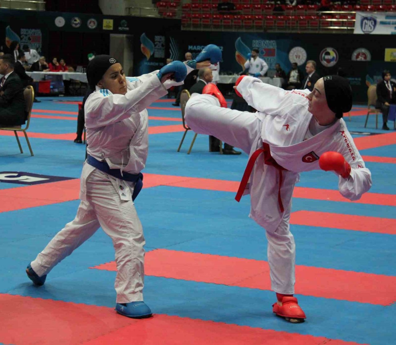 Konya’da Karate 1-Series A müsabakaları başladı