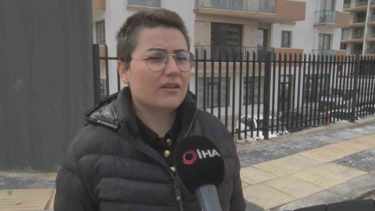 Depremzedeleri internette yayınladıkları sahte emlak ilanıyla dolandıran üç fırsatçı yakalandı