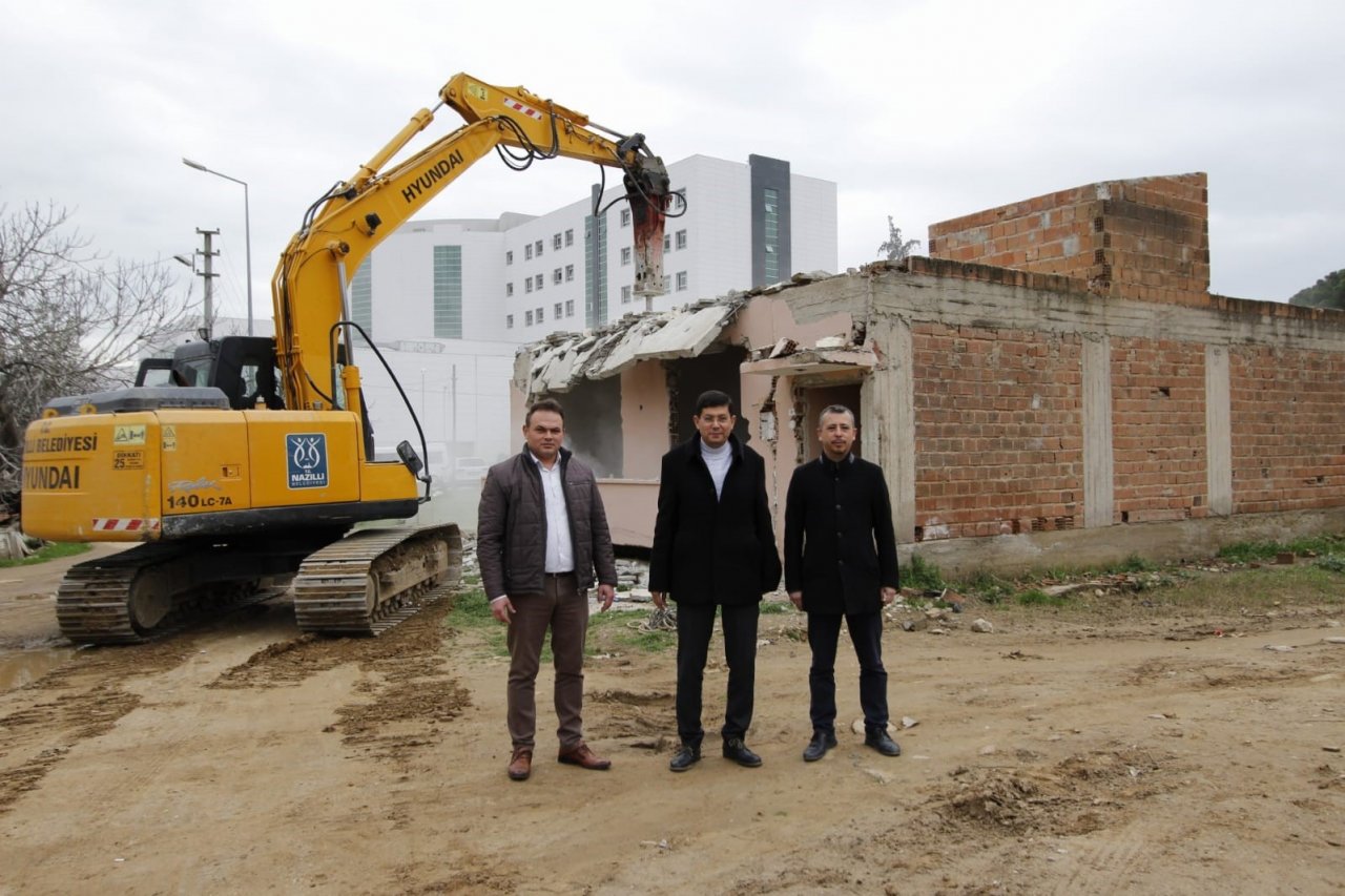 Nazilli Belediyesi’nden 20 bin metrekarelik yol hamlesi