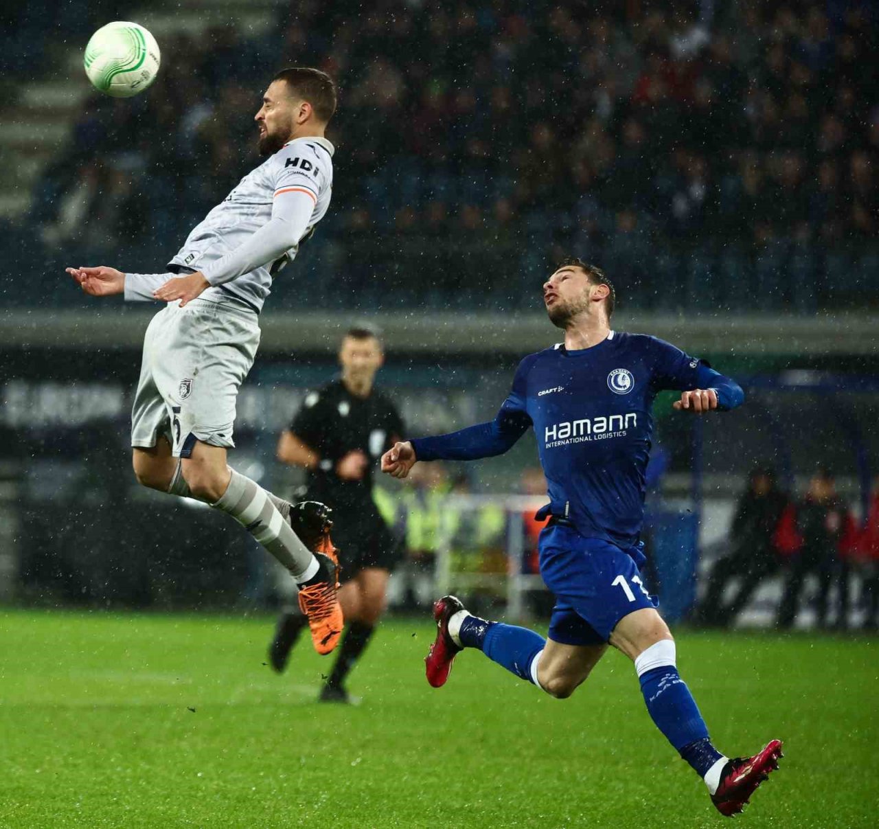 UEFA Avrupa Konferans Ligi: Gent: 1 - Medipol Başakşehir: 1 (İlk yarı)