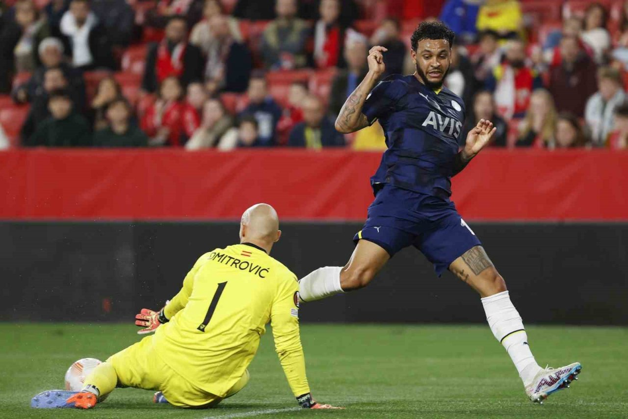 UEFA Avrupa Ligi: Sevilla: 2 - Fenerbahçe: 0 (Maç sonucu)