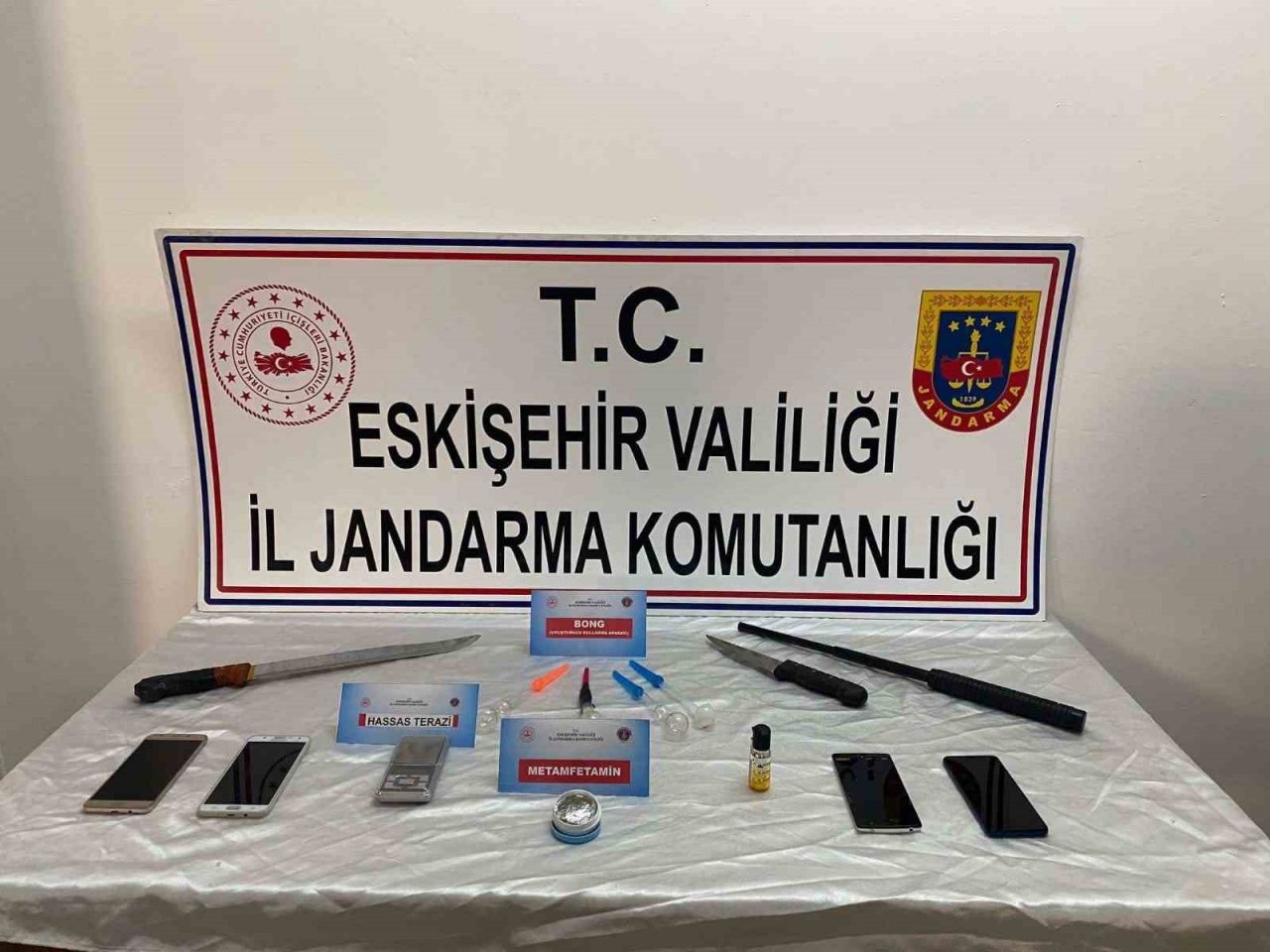 Jandarmadan uyuşturucu operasyonu