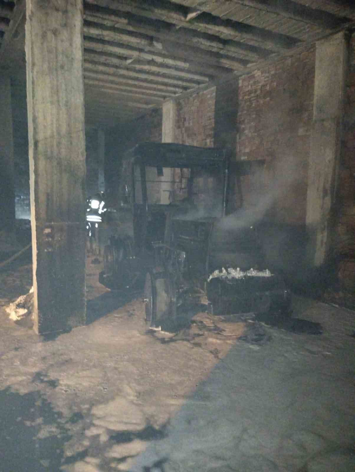 Bandırma’da bir mağazada yangın paniği