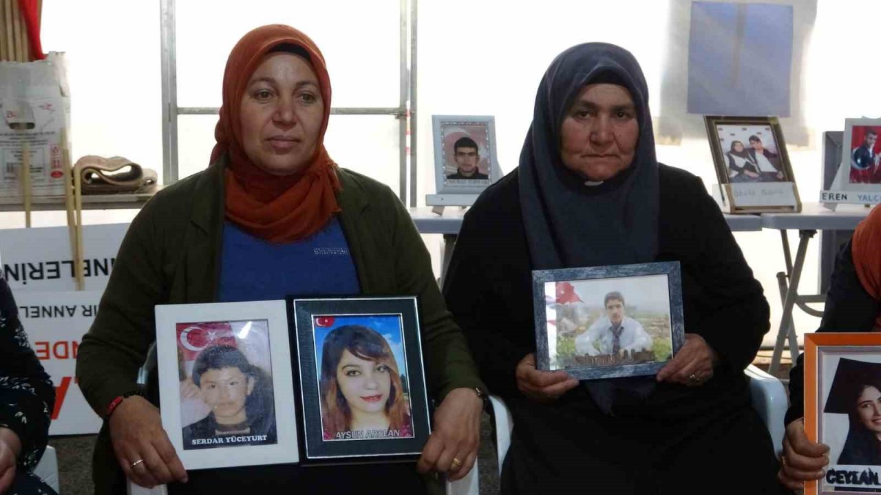 Ailelerin evlat nöbeti kararlılıkla sürüyor