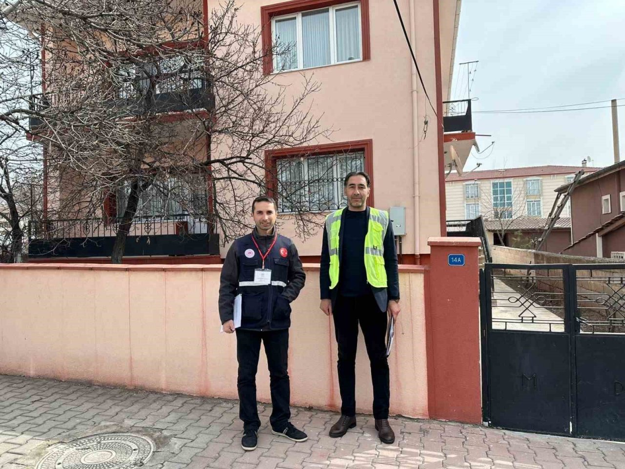 Riskli binaların tespit çalışması yapılmaya devam ediyor