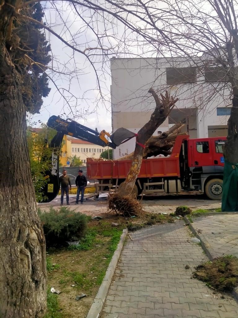 Kuşadasi Belediyesi’nden Kent Meydanı Projesi ile ilgili açıklama