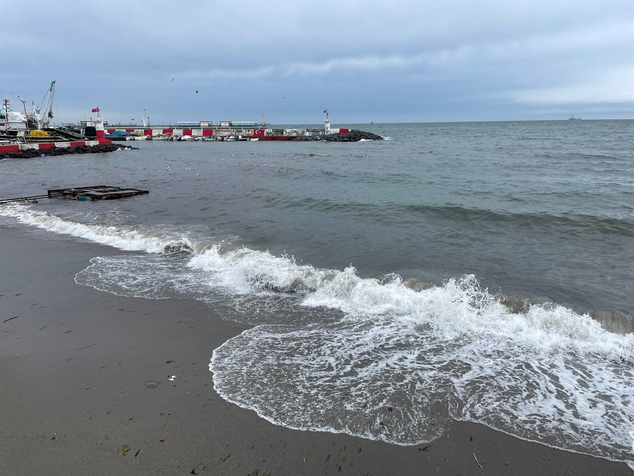 Marmara Denizi ulaşımına lodos engeli