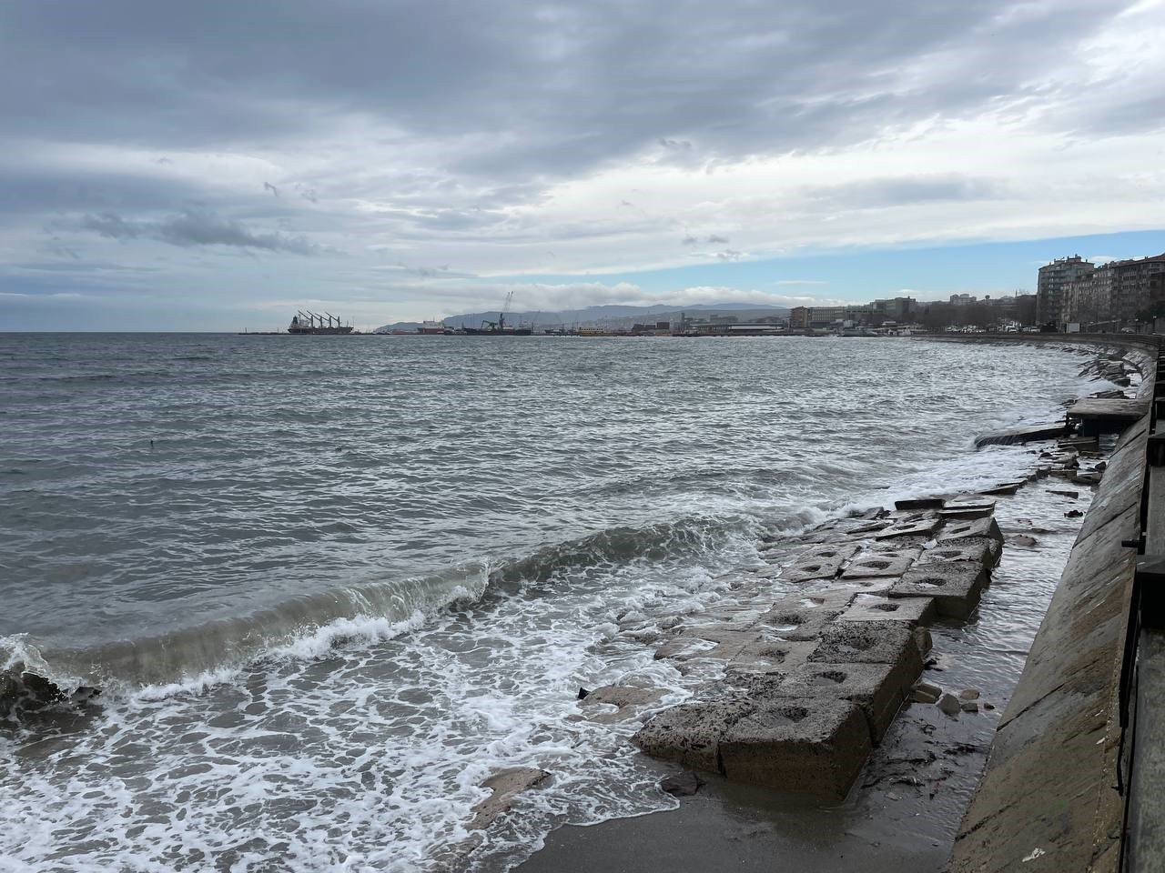 Marmara Denizi ulaşımına lodos engeli