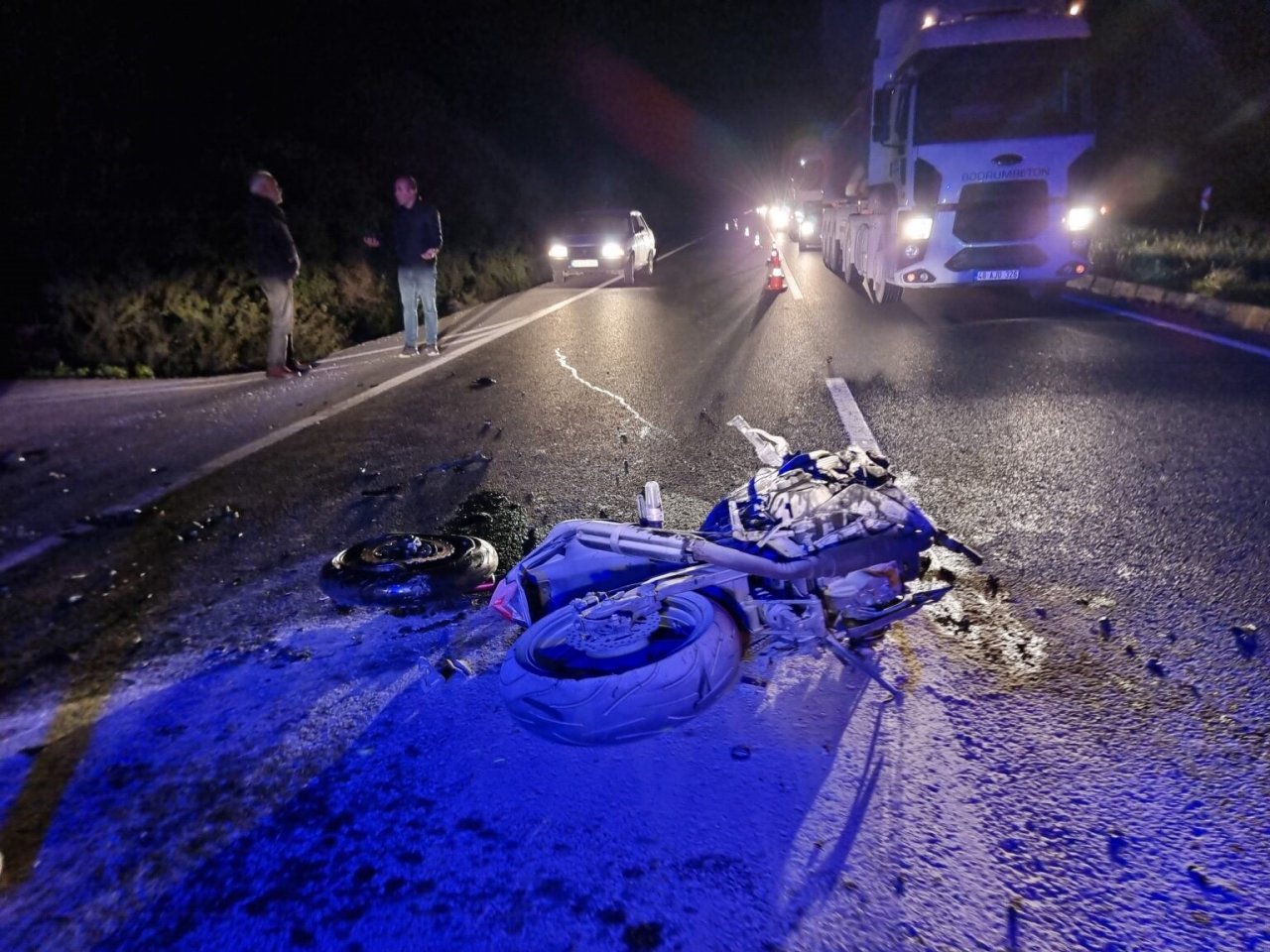 Otomobil İle çarpışan motosikletin sürücüsü yaşamını yitirdi