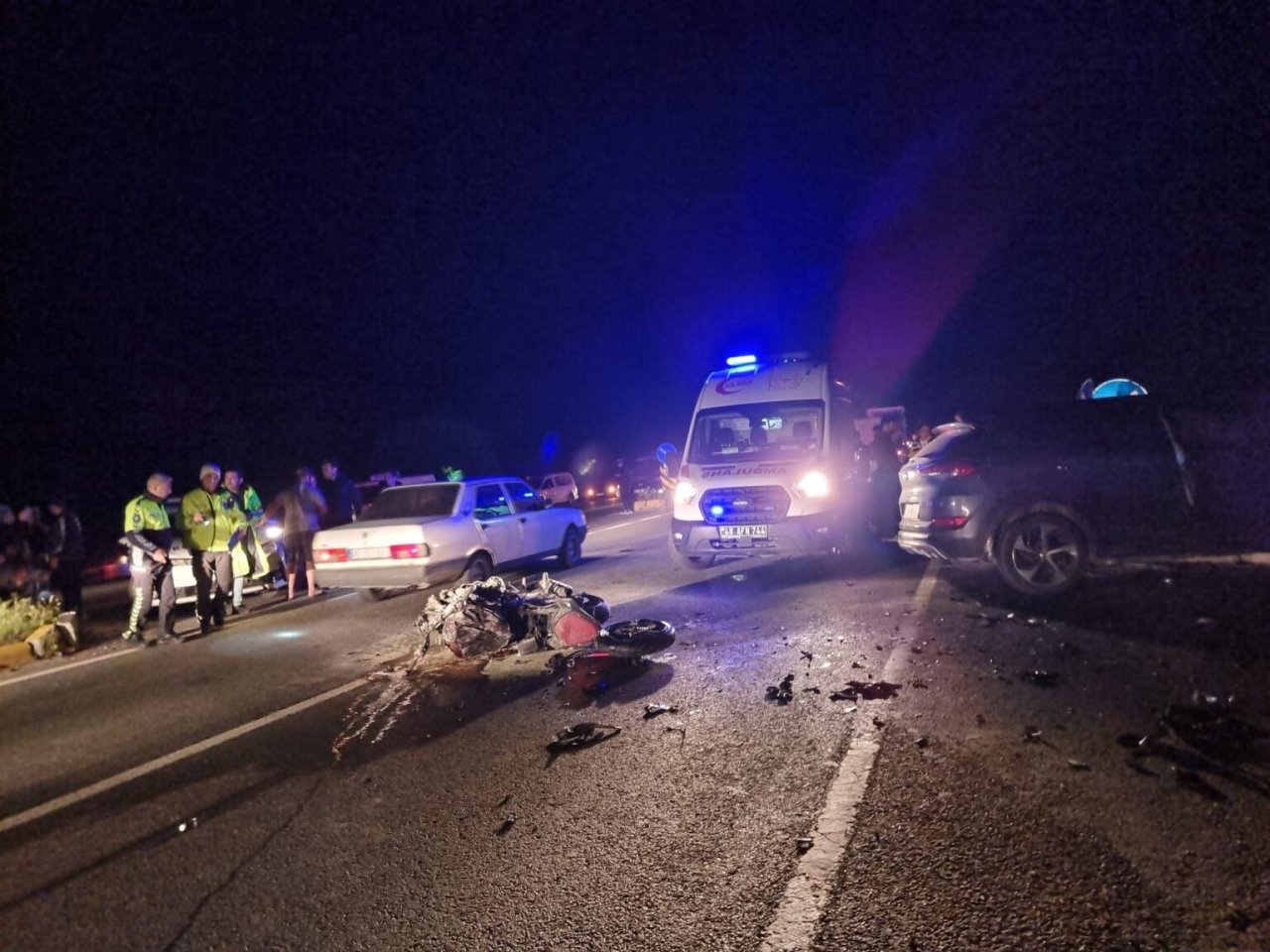 Otomobil İle çarpışan motosikletin sürücüsü yaşamını yitirdi