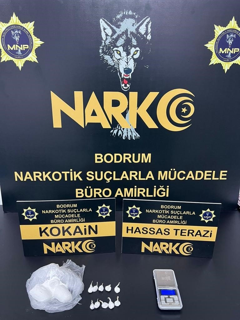 Satışa hazır uyuşturucuyla yakalandı