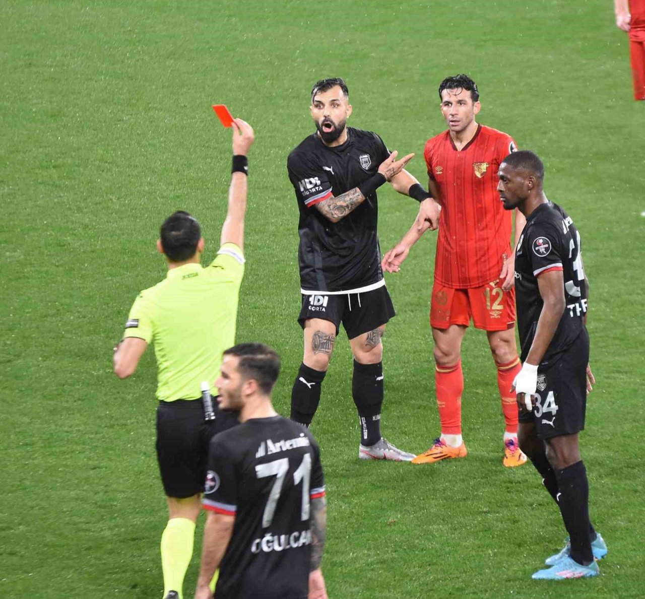 Spor Toto 1. Lig: Göztepe: 1 - Pendikspor: 1