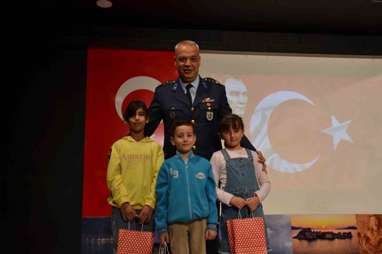 Milas’ta İstiklal Marşı’nın Kabulünün 102. yıl dönümü kutlandı