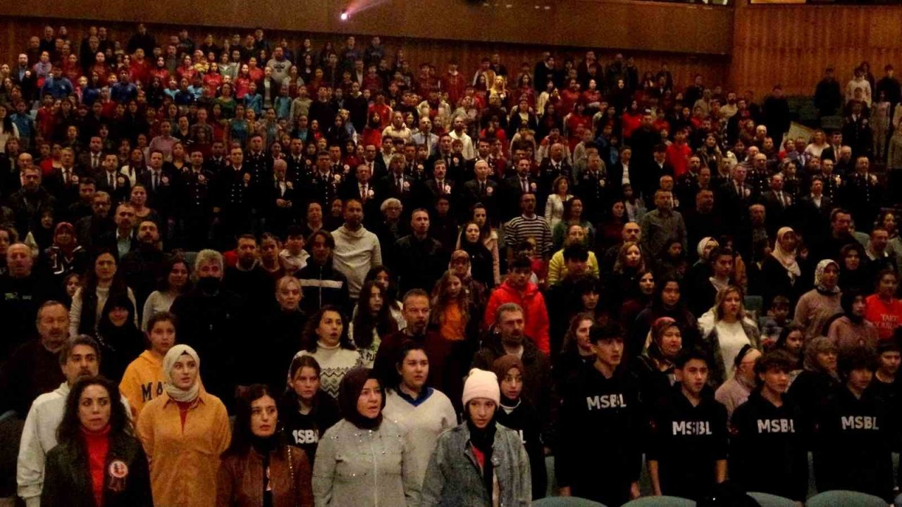 İstiklal Marşı’ın Kabulü’nün 102’inci yılı kutlandı