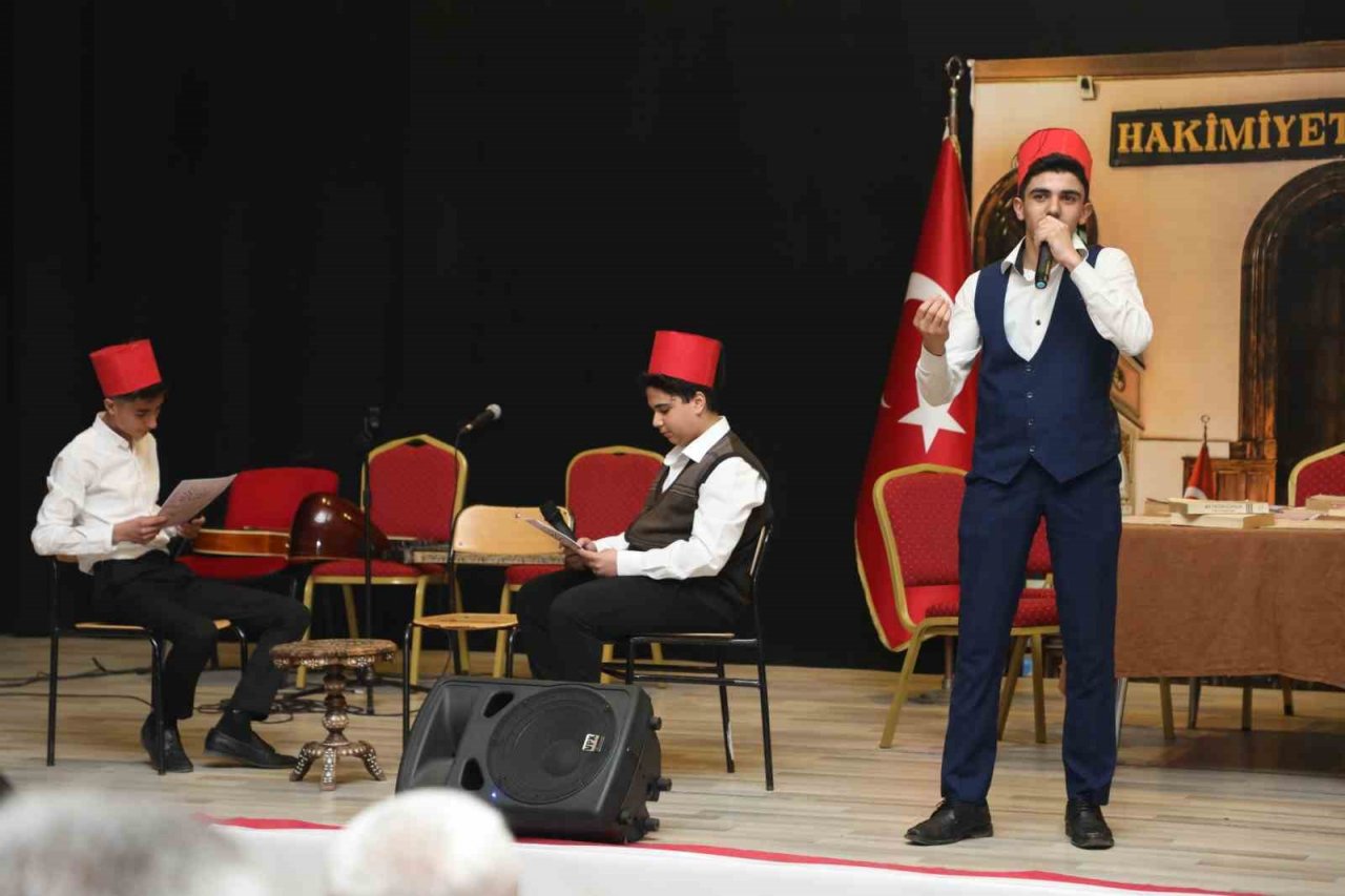 Ağrı’da İstiklal Marşı’nın kabulü ve Mehmet Akif Ersoy’u Anma Günü kutlandı