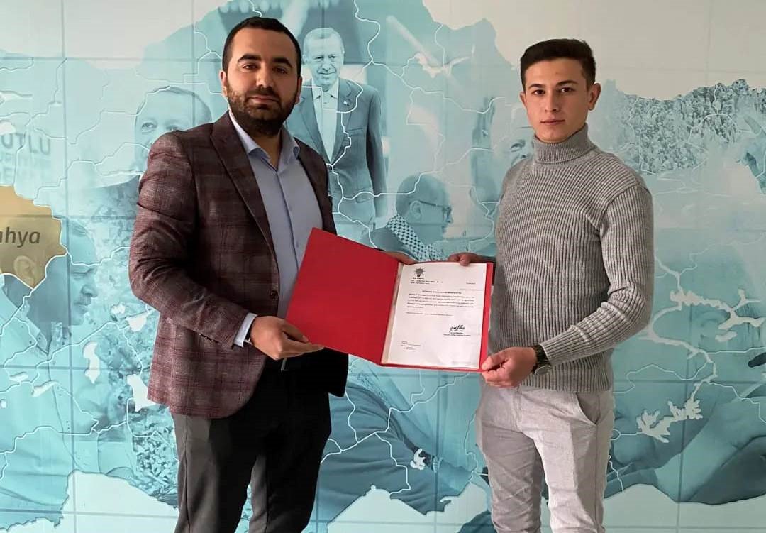 Aslanapa AK Parti İlçe Gençlik Kolları Başkanlığına Ahmet Ali Dönmez atandı