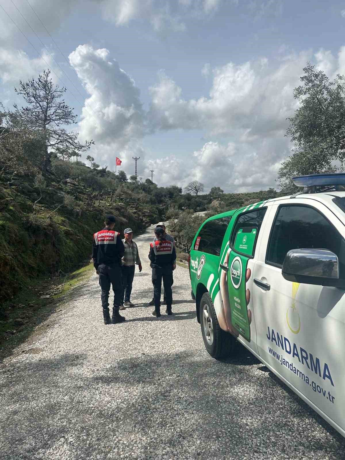 Jandarma ekipleri Bafa Gölü’nde kontrollerini sürdürüyor