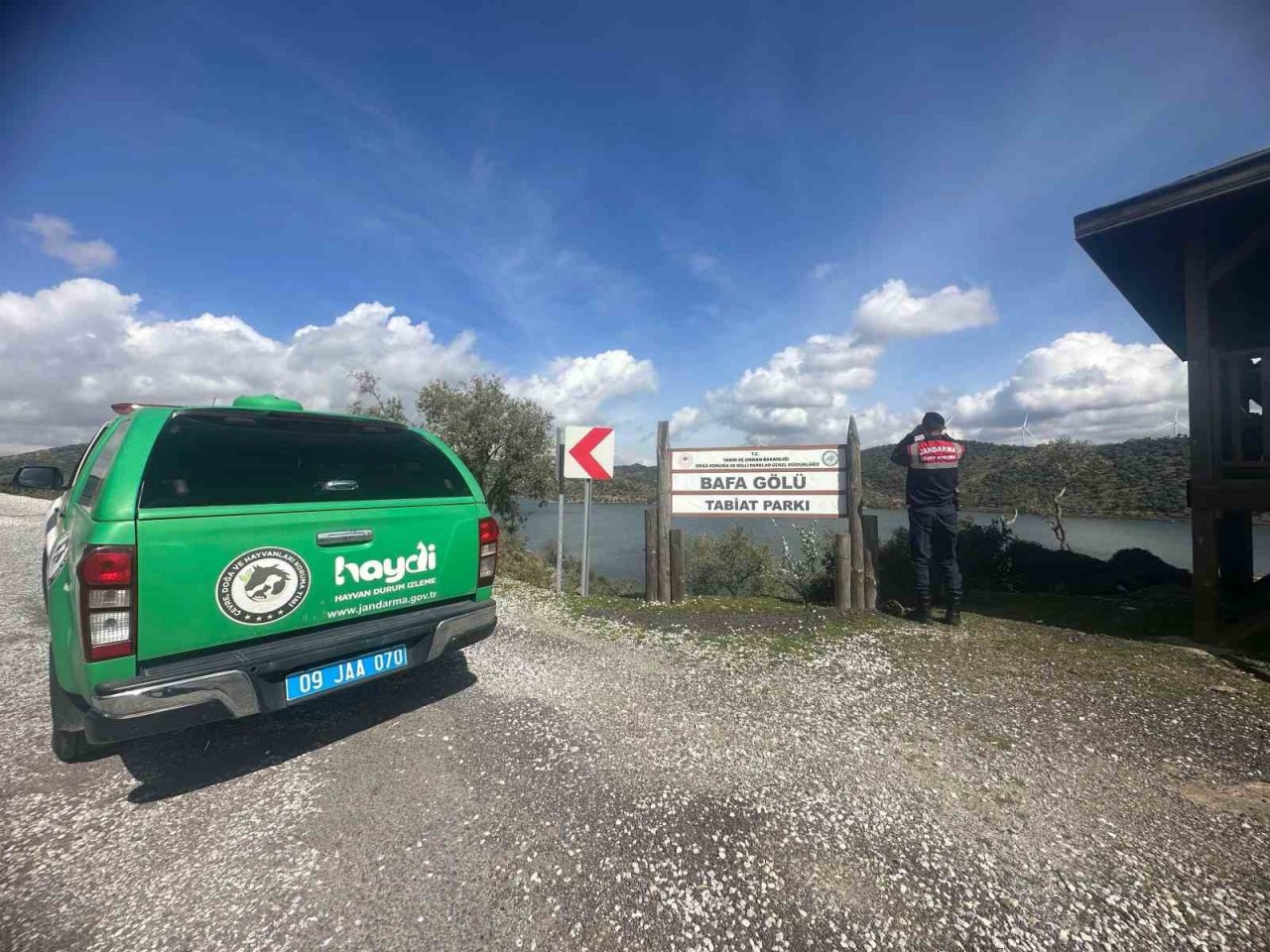 Jandarma ekipleri Bafa Gölü’nde kontrollerini sürdürüyor