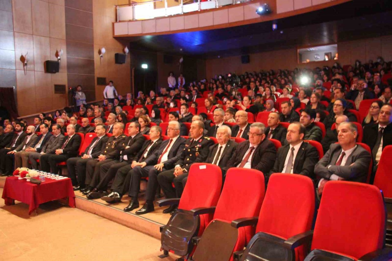 Aydın’da İstiklal Marşı’nın kabul 102’nci yıl dönümü kutlandı