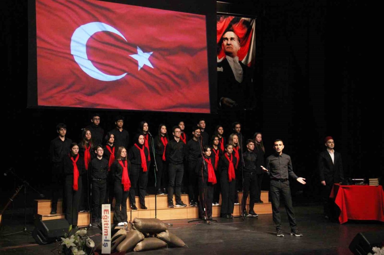 Aydın’da İstiklal Marşı’nın kabul 102’nci yıl dönümü kutlandı