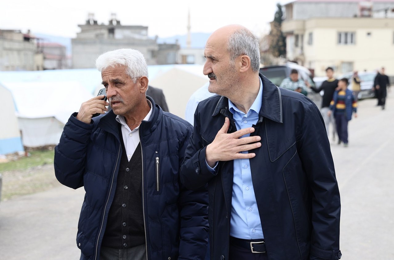 Dulkadiroğlu ilçesinde 4 noktada konteyner çarşı hazırlandı