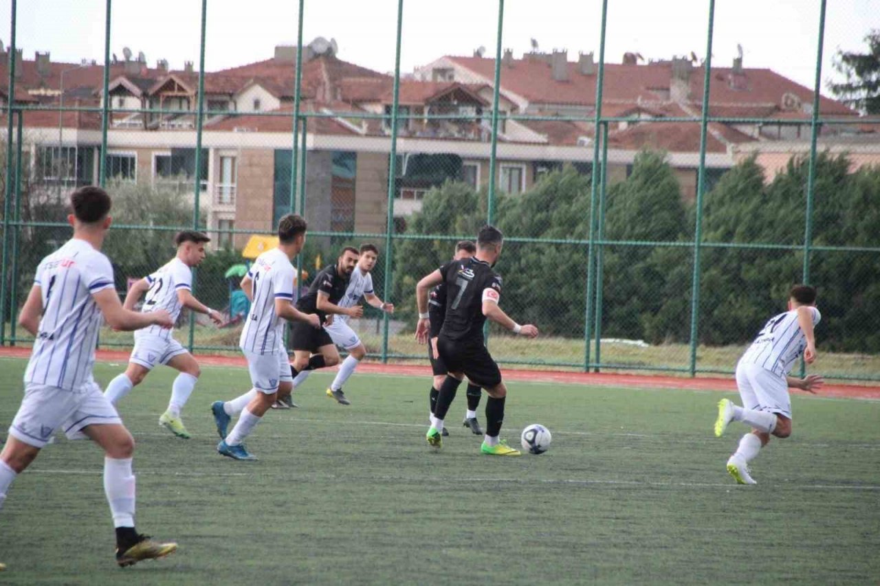 1969 Bilecik Spor Kulübü deplasmanda kazanmasını bildi