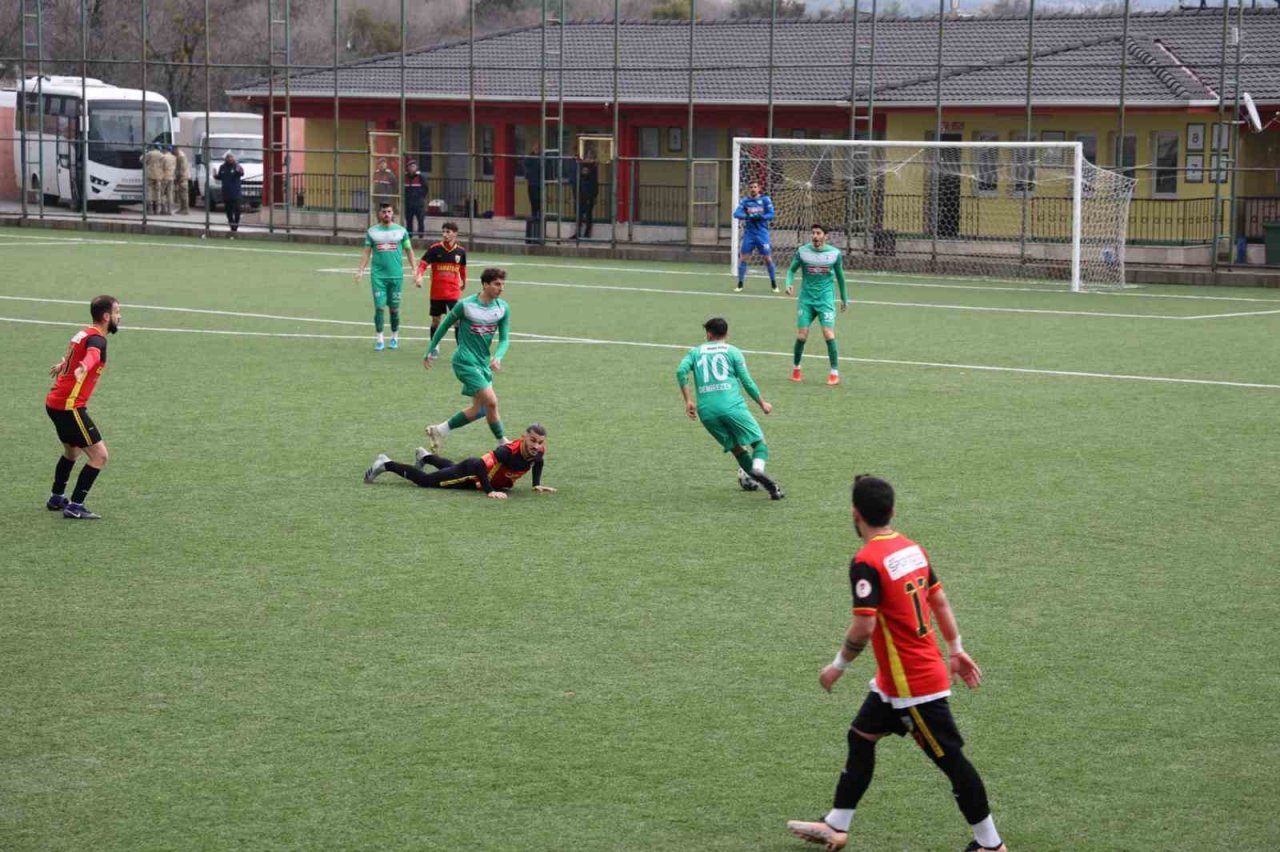 Ermaş Muğlaspor 6-0’lık galibiyet ile liderlik koltuğuna oturdu