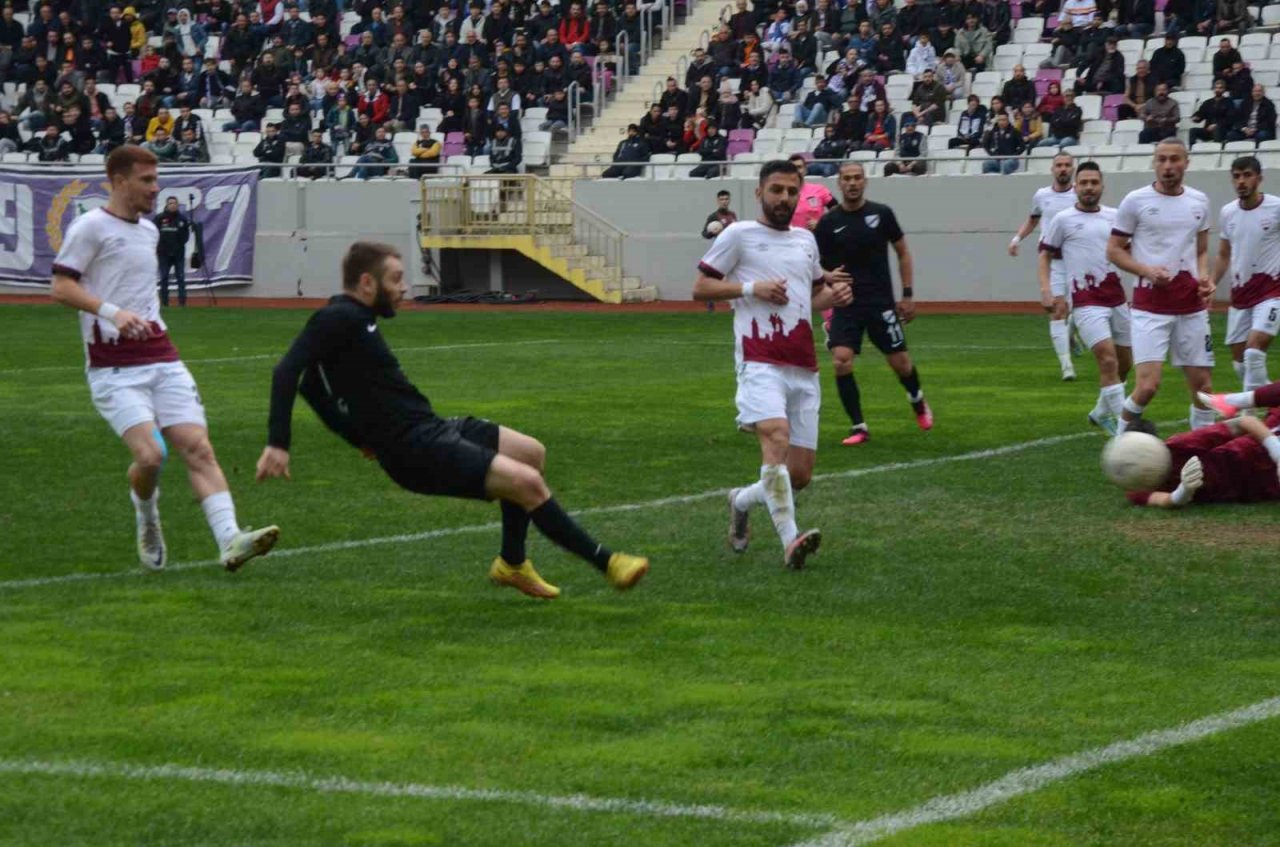 TFF 3. Lig: Orduspor 1967: 1 - 23 Elazığ FK: 1