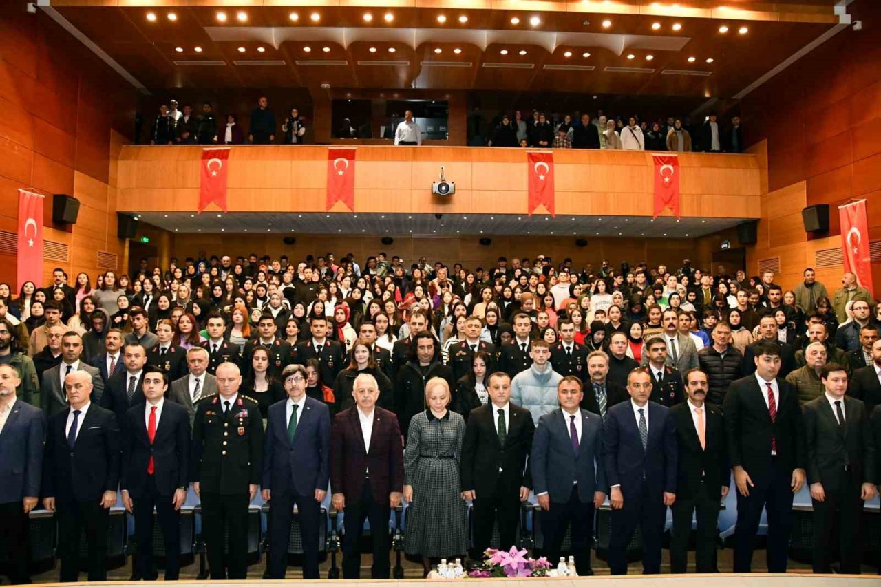 Gümüşhane’de İstiklal Marşı’nın kabulünün 102. yıldönümü etkinlikleri