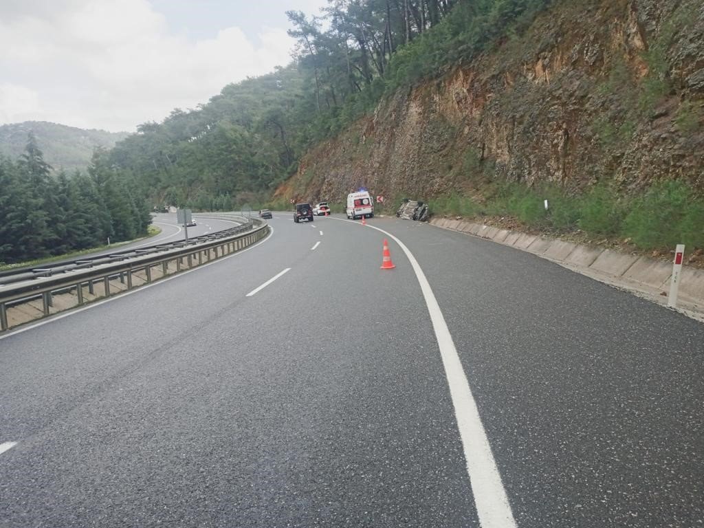 Marmaris’te trafik kazası: 1 yaralı