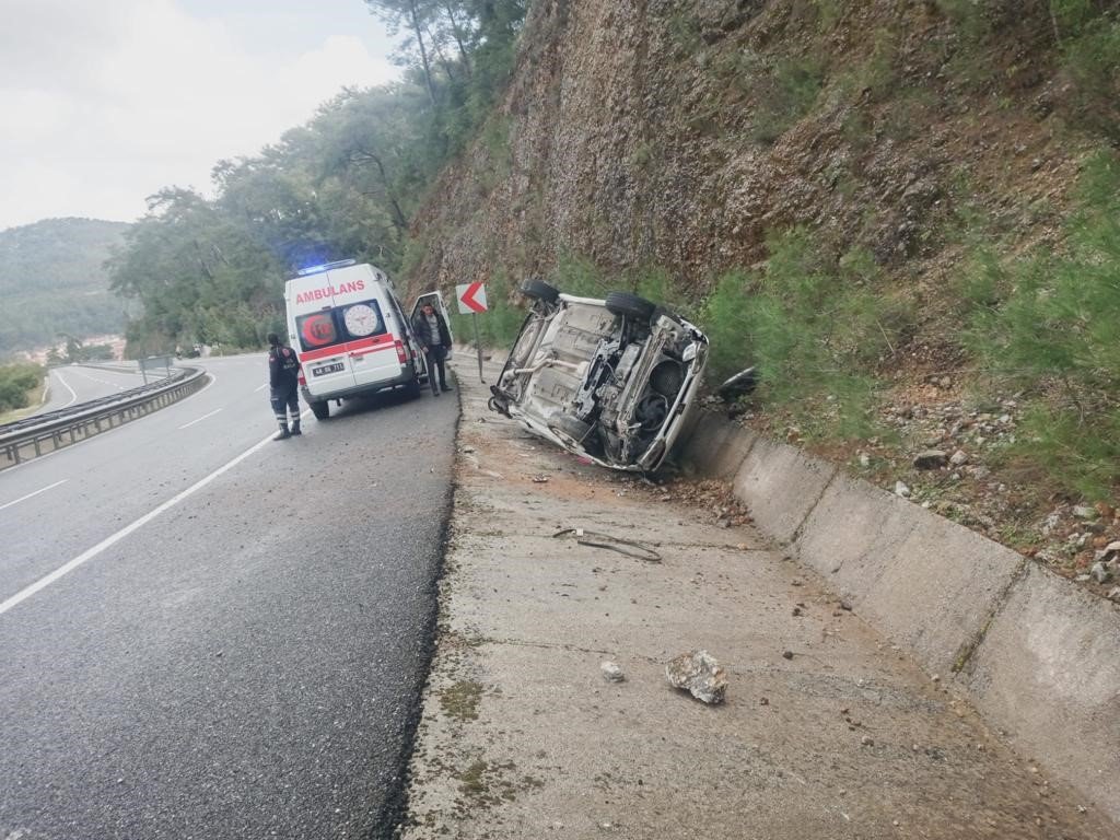 Marmaris’te trafik kazası: 1 yaralı