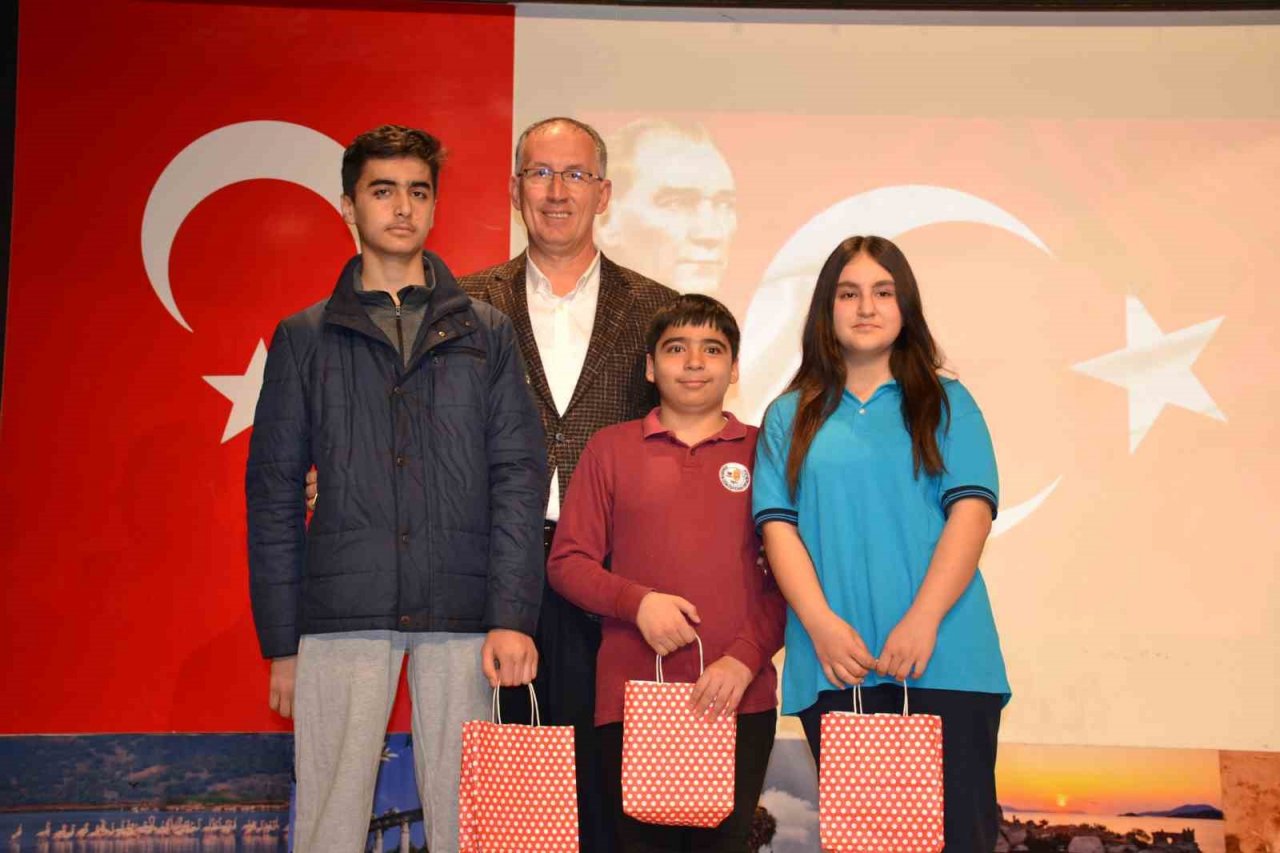 Milas’ta İstiklal Marşı’nın Kabulünün 102. yıl dönümü kutlandı