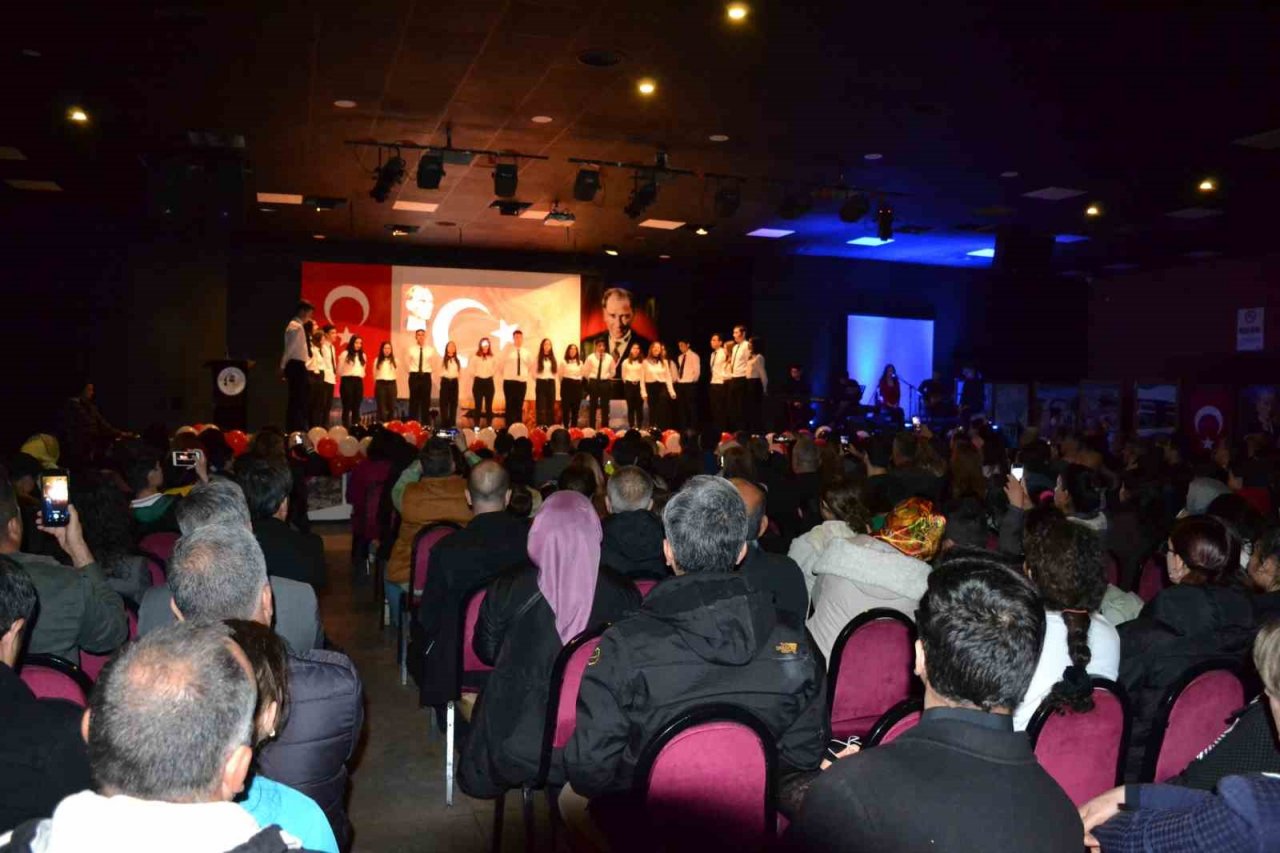 Milas’ta İstiklal Marşı’nın Kabulünün 102. yıl dönümü kutlandı