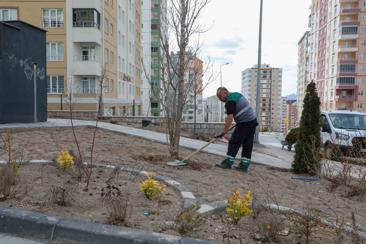 Talas’ta ağaçlandırma sezonu açıldı