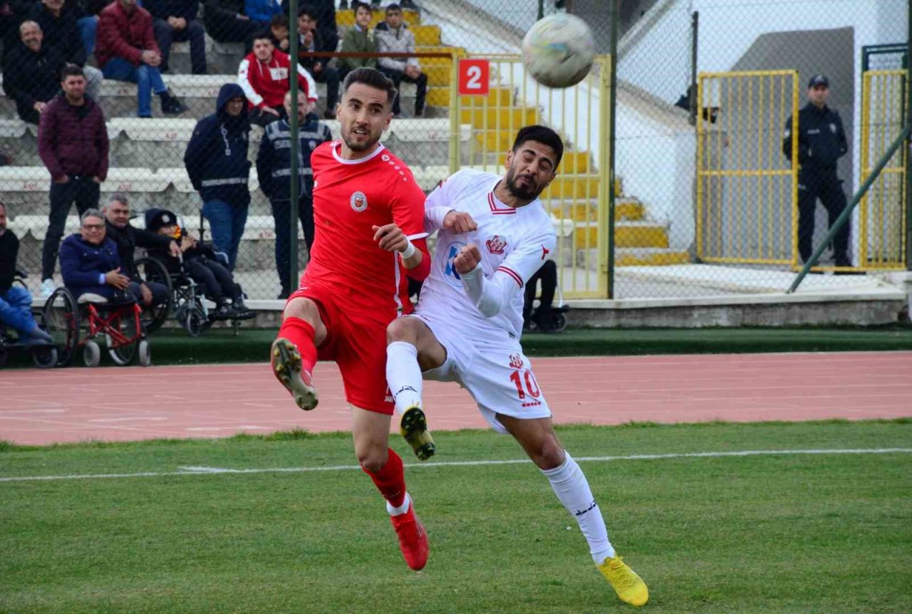 TFF 3. Lig: Karaman FK: 0 - Kınay Bulvarspor: 0