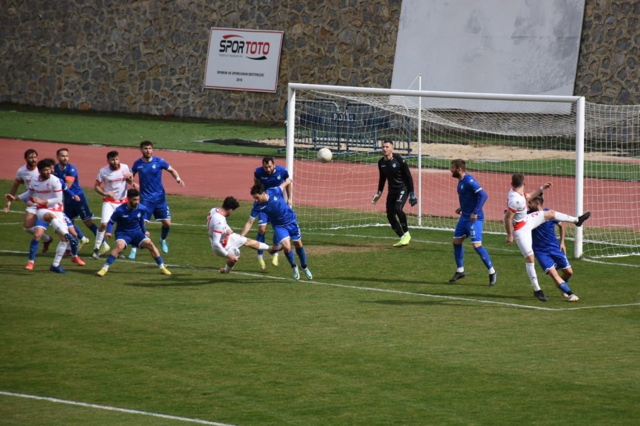 TFF 3. Lig: Gümüşhane Sportif Faaliyetler: 1 - Ergene Velimeşespor: 2