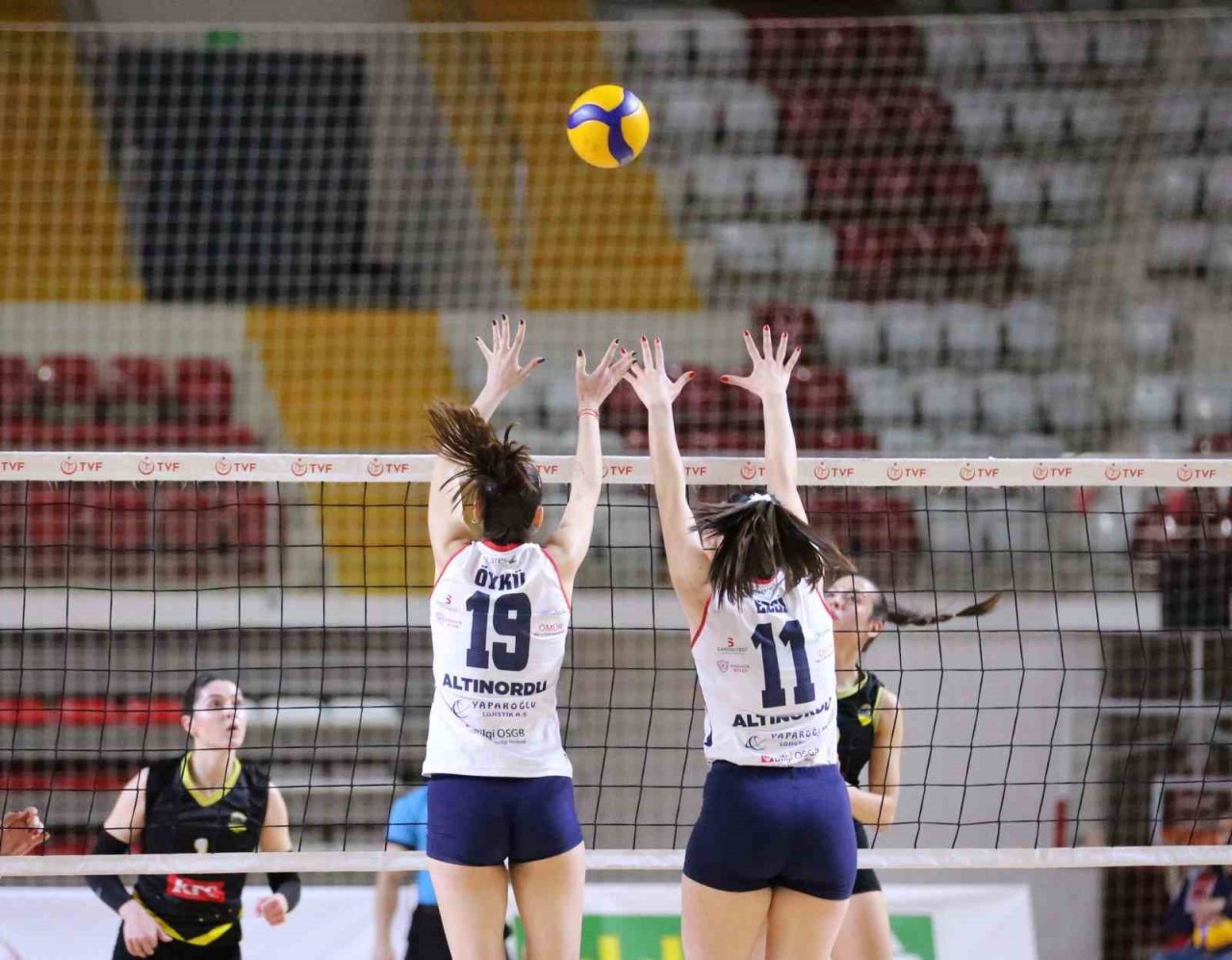 Sivas’ta TVF 2. Lig Kadınlar Çeyrek Final Etabı devam ediyor