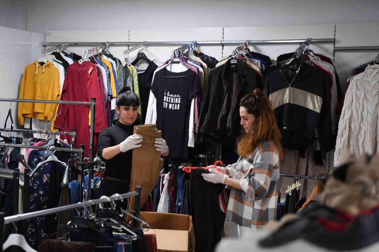 ‘Sosyal Market Butik’ KOSHİM’de